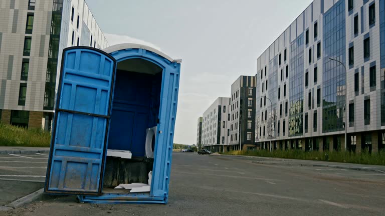 Best Standard Portable Toilet Rental  in Bloomington, TX