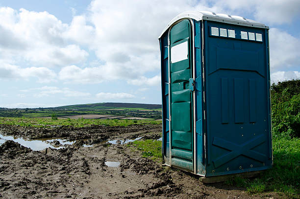 Best Deluxe Portable Toilet Rental  in Bloomington, TX